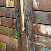 Miniatyr av produktbild för Bokhylla återvunnet trä flerfärgat med 3 hyllor & 2 dörrar