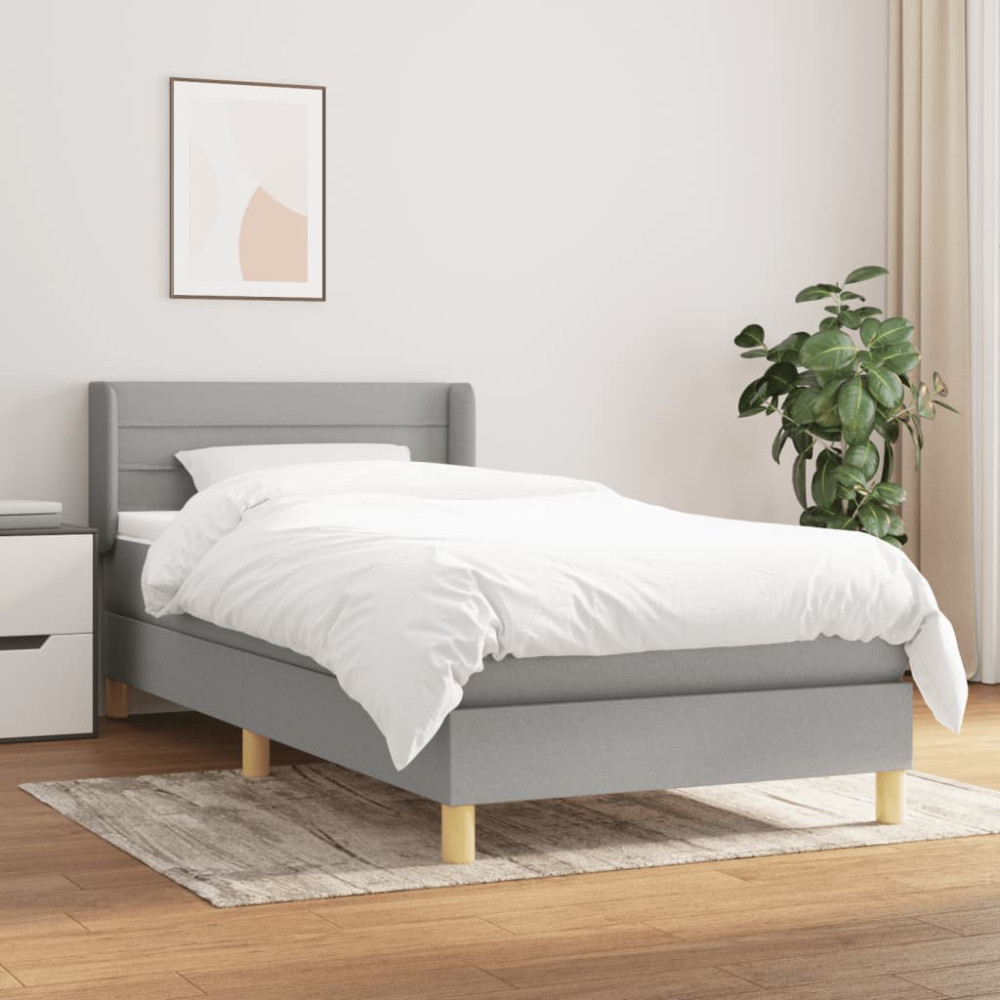 Produktbild för Ramsäng med madrass ljusgrå 100x200 cm tyg