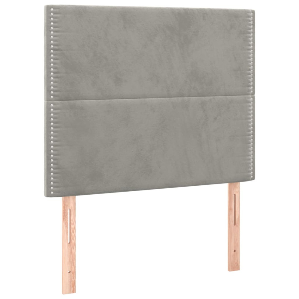Produktbild för Ramsäng med madrass ljusgrå 120x200 cm sammet