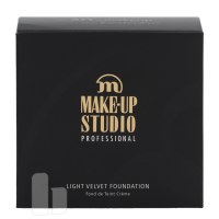 Miniatyr av produktbild för Make-Up Studio Light Velvet Foundation