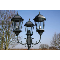 Produktbild för Trädgårdslampa 3 armar 230 cm mörkgrön/svart aluminium