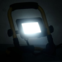 Produktbild för Strålkastare med handtag 20 W LED kallvit