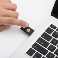 Produktbild för Yubico YubiKey 5 NFC