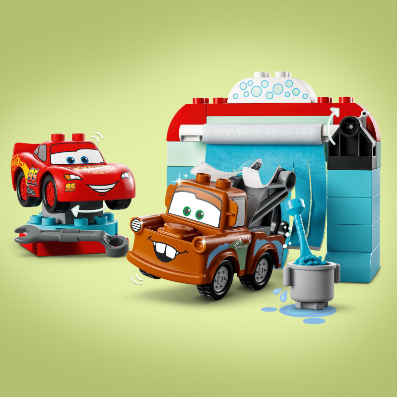 Produktbild för LEGO DUPLO | Disney och Pixars Bilar Blixten McQueen och Bärgarns roliga biltvätt