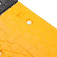 Produktbild för Farthinder gul och svart 129x32,5x4 cm gummi