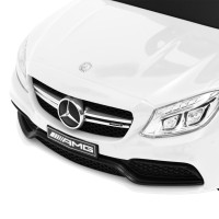 Produktbild för Åkbil Mercedes Benz C63 vit