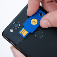 Produktbild för Yubico Security Key NFC