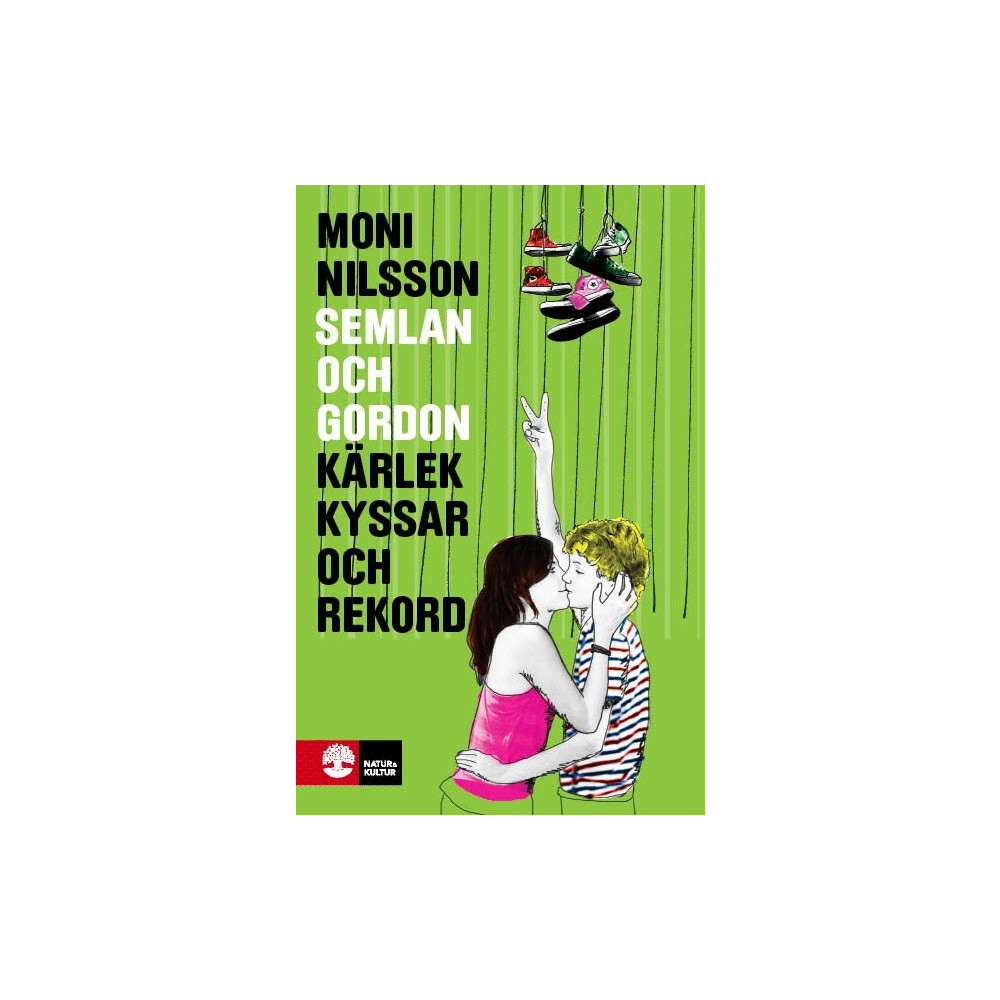Produktbild för Kärlek, kyssar och rekord (inbunden)