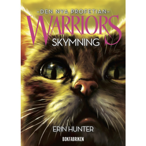 Erin Hunter Warriors 2. Skymning (bok, kartonnage)