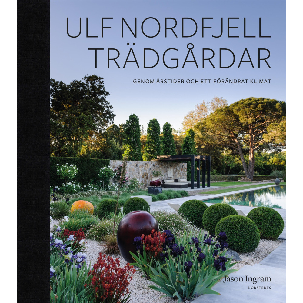 Produktbild för Trädgårdar : Genom årstider och ett förändrat klimat (inbunden)