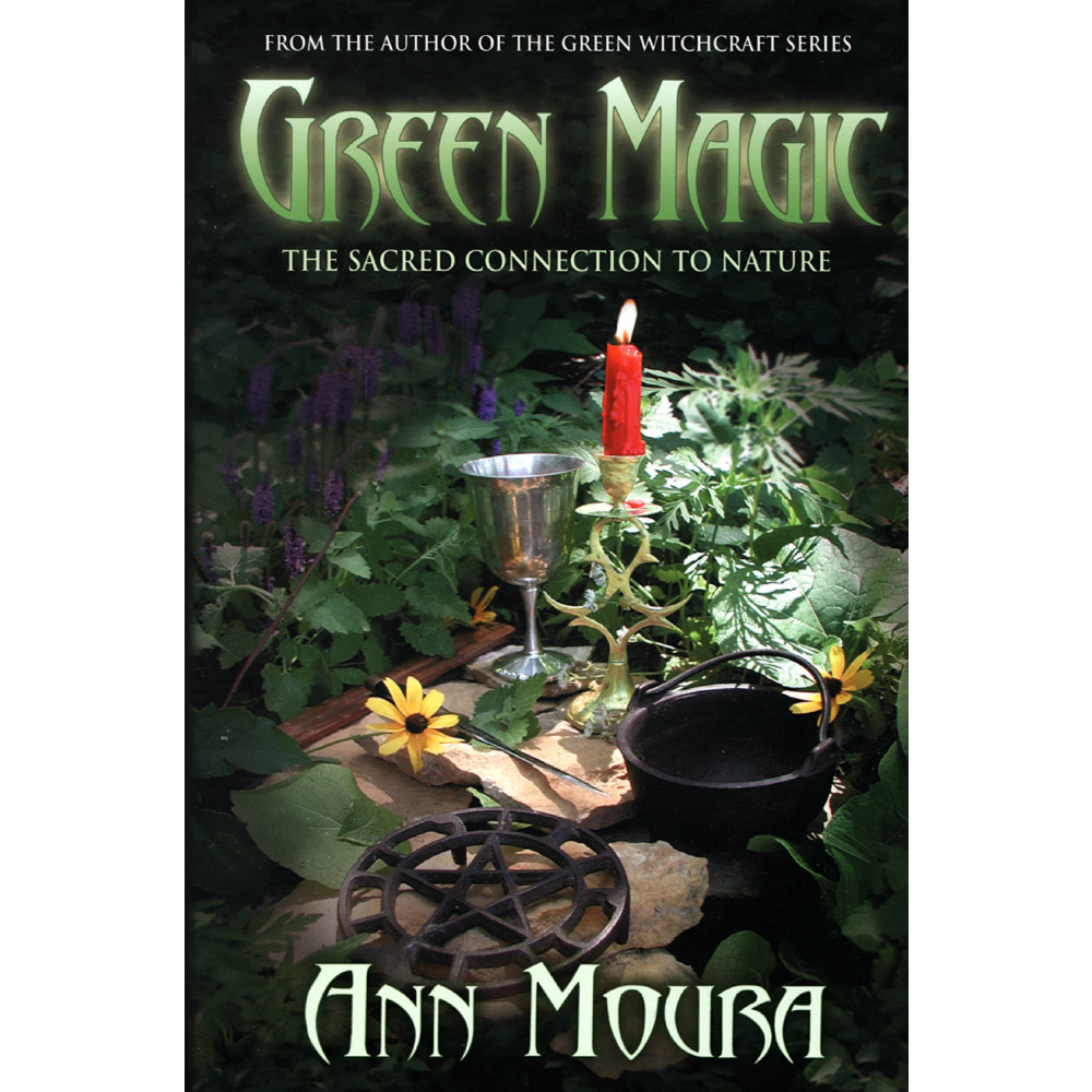 Produktbild för Green Magic: The Sacred Connection to Nature (häftad, eng)