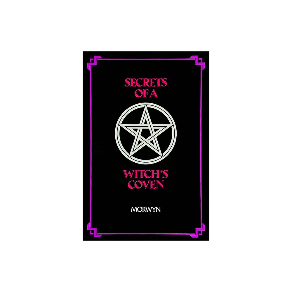 Produktbild för Secrets of a witchs coven (häftad, eng)