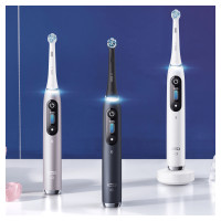 Miniatyr av produktbild för Oral-B iO Series 9n Vuxen Vibrerande tandborste Svart