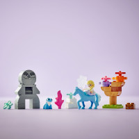 Miniatyr av produktbild för LEGO DUPLO Elsa och Bruni i den förtrollade skogen
