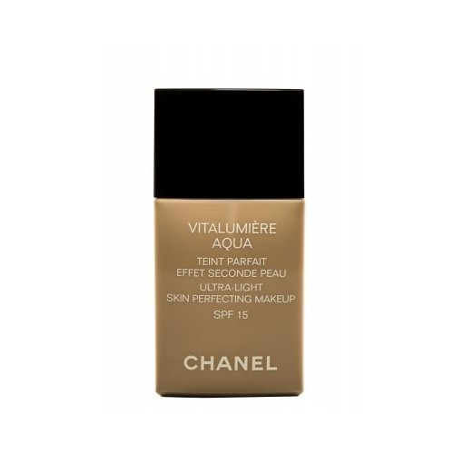 Chanel Vitalumiere Aqua Ultra Light Skin - 50 Beige