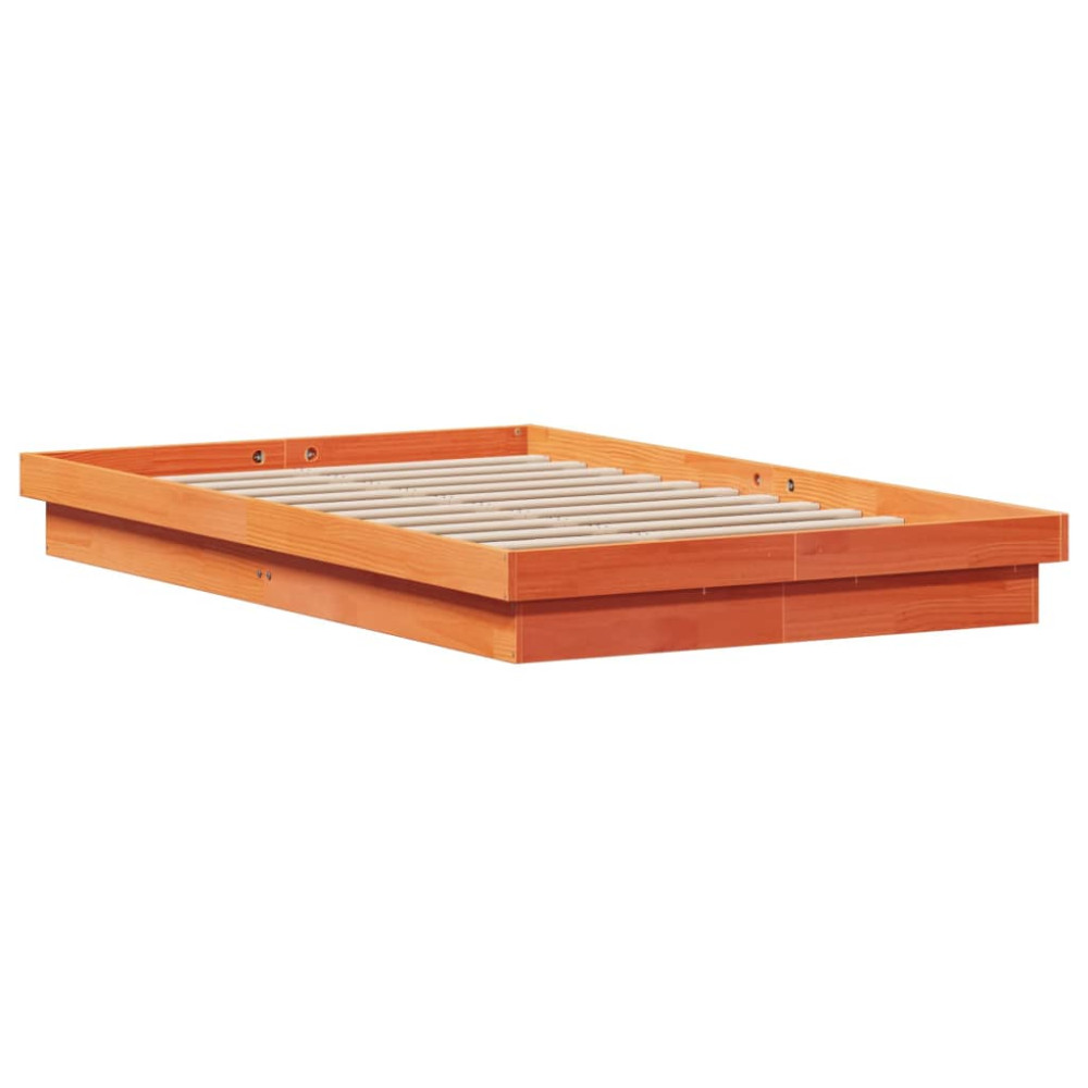 Produktbild för Sängram med LED vaxad brun 140x200 cm massiv furu