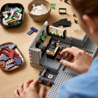 Produktbild för LEGO ICONS Queer Eye – Fab 5:s våning
