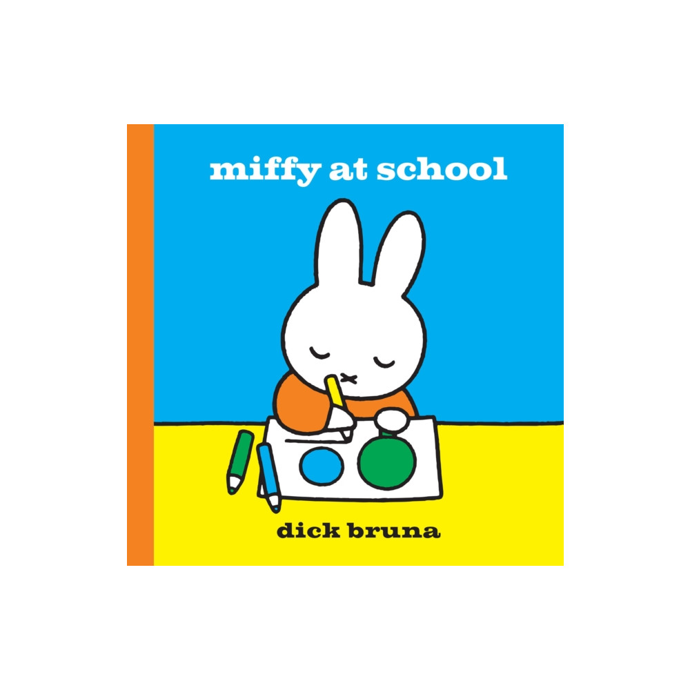 Produktbild för Miffy at School (inbunden, eng)