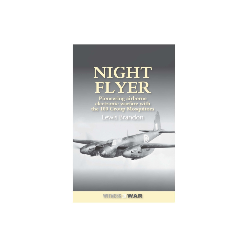 Produktbild för Night Flyer (häftad, eng)