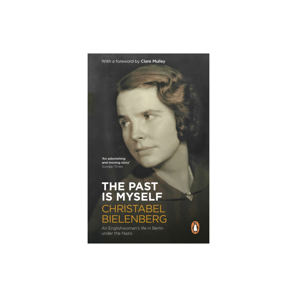 Produktbild för The Past Is Myself (häftad, eng)
