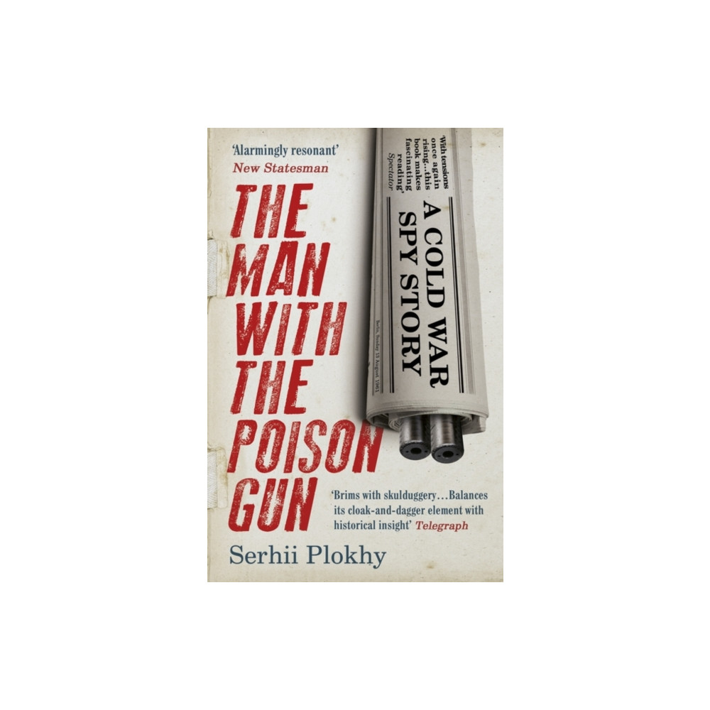 Produktbild för The Man with the Poison Gun (häftad, eng)