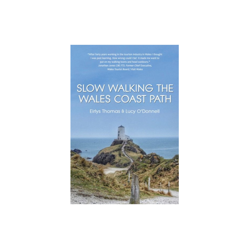 Produktbild för Slow Walking The Wales Coast Path (häftad, eng)