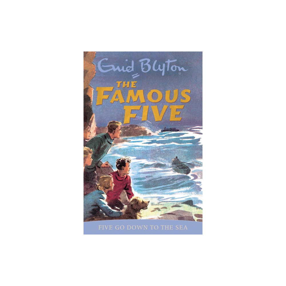 Produktbild för Famous Five: Five Go Down To The Sea (häftad, eng)