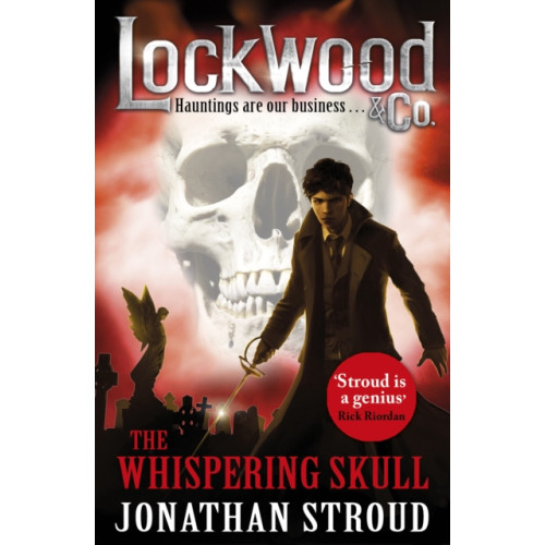 Penguin Random House Children's UK Lockwood & Co: The Whispering Skull (häftad, eng)