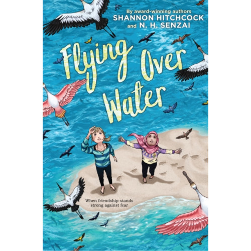 Scholastic Inc. Flying Over Water (inbunden, eng)