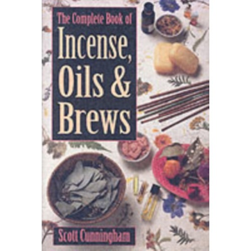 Llewellyn Publications,U.S. The Complete Book of Incense, Oils and Brews (häftad, eng)