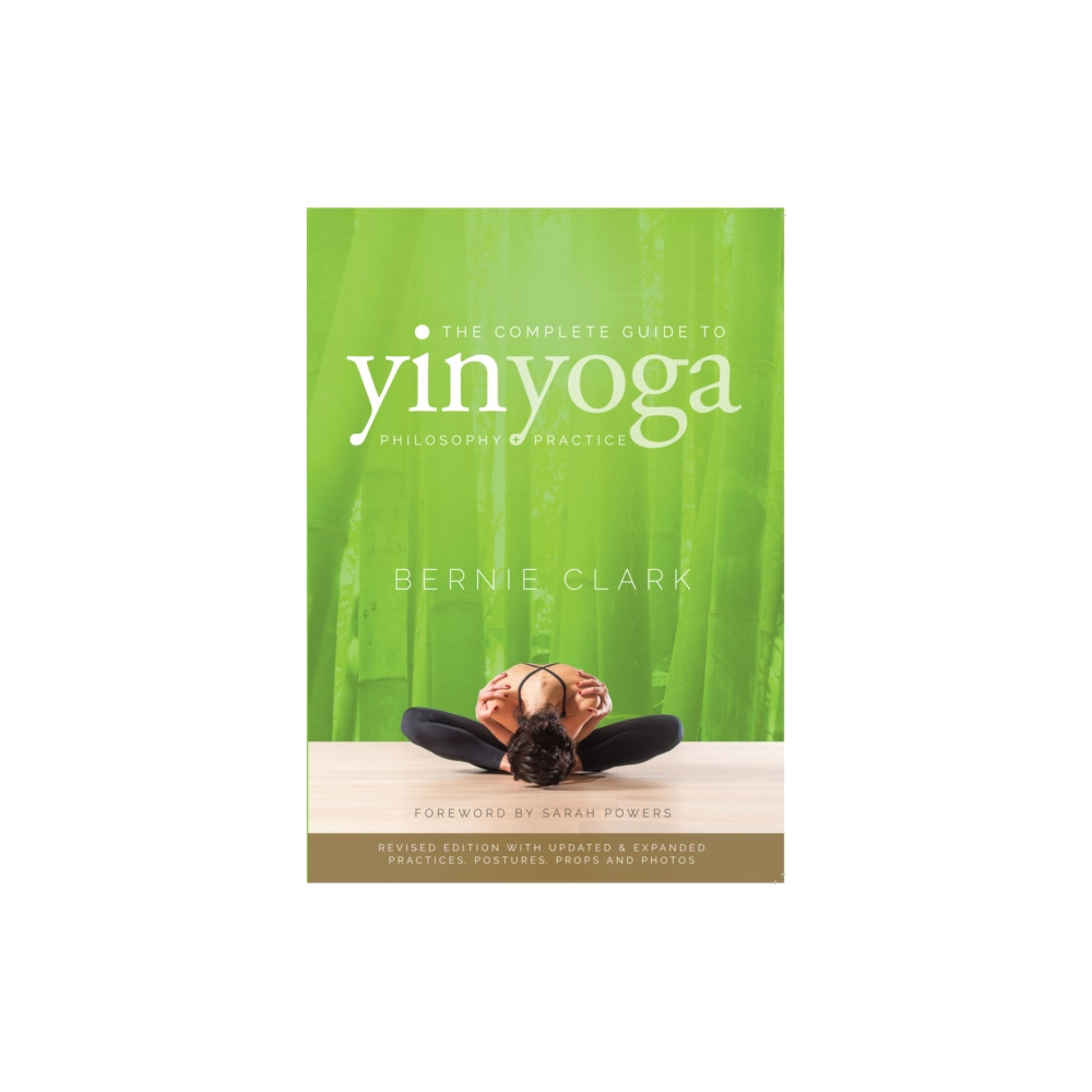 Produktbild för The Complete Guide to Yin Yoga (häftad, eng)