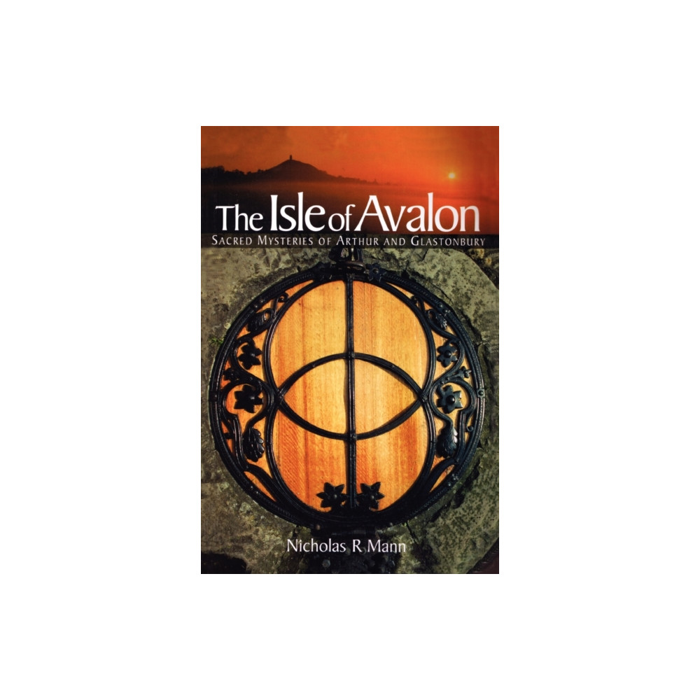Produktbild för The Isle of Avalon (häftad, eng)
