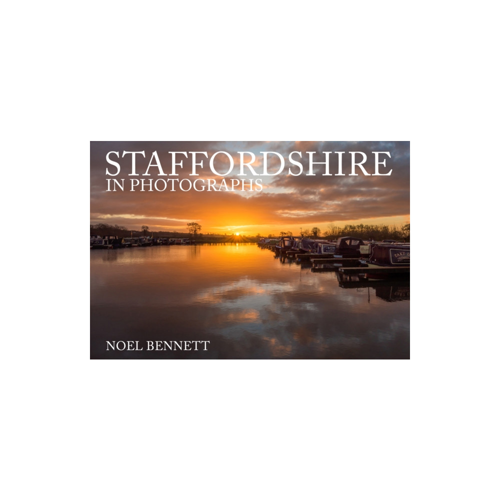 Produktbild för Staffordshire in Photographs (häftad, eng)