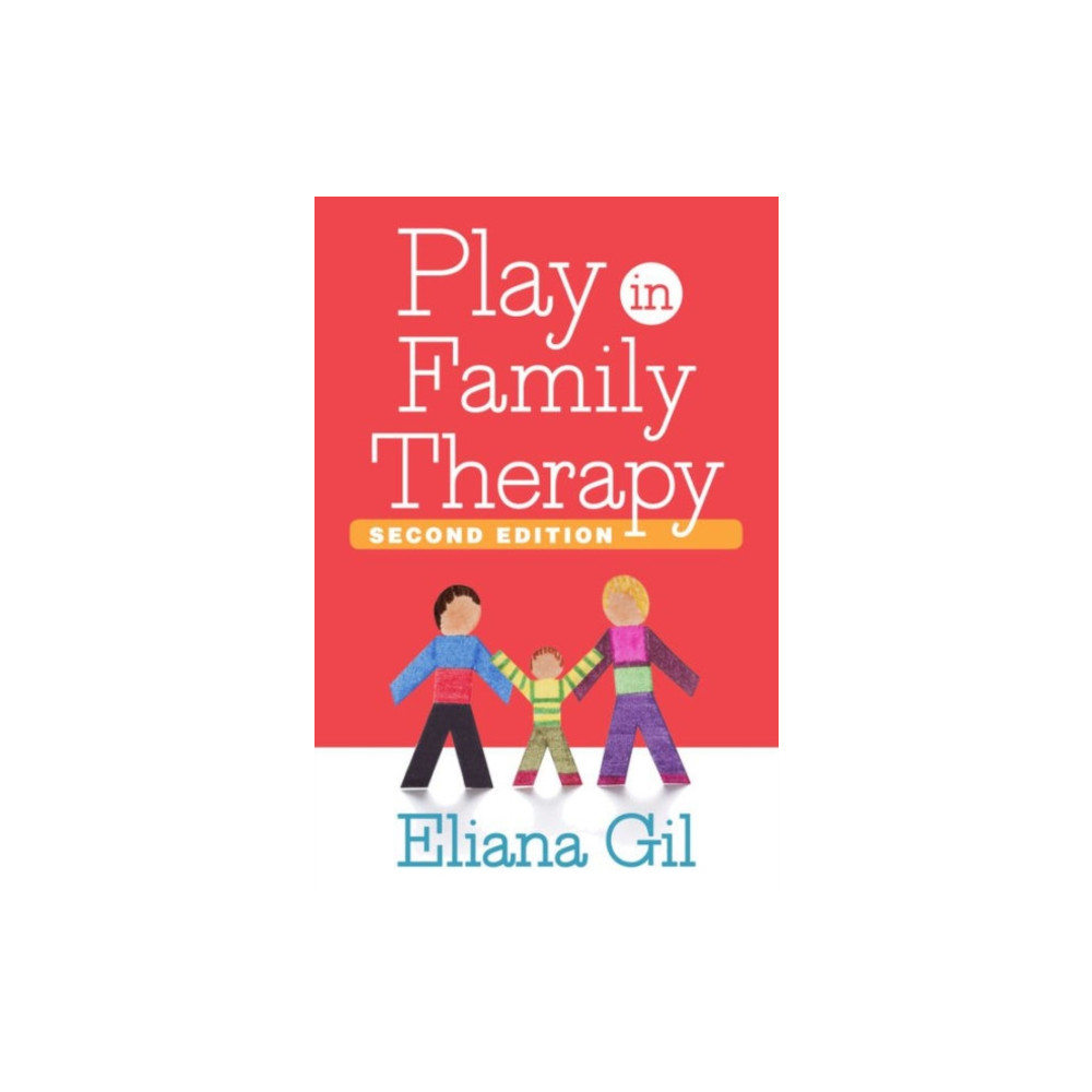 Produktbild för Play in Family Therapy, Second Edition (häftad, eng)