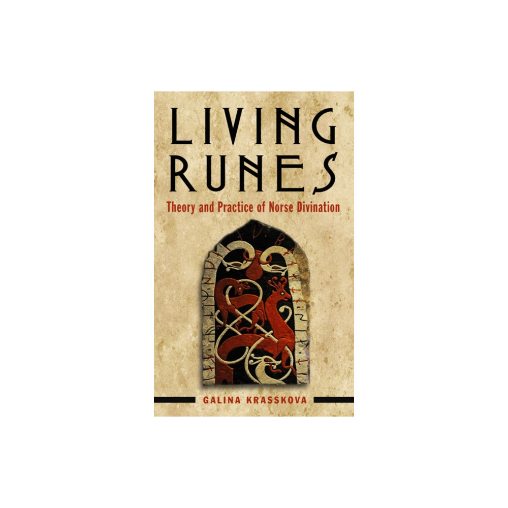 Produktbild för Living Runes (häftad, eng)