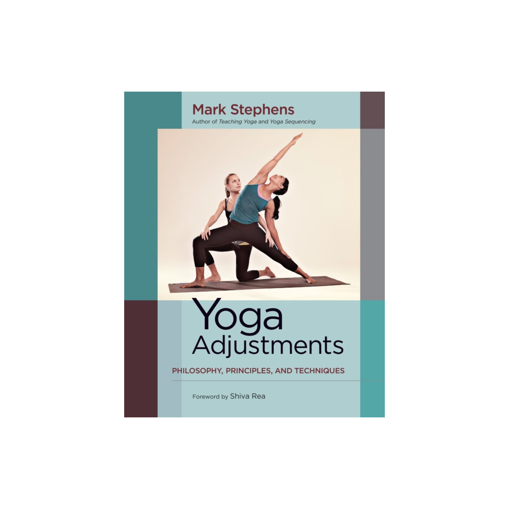 Produktbild för Yoga Adjustments (häftad, eng)