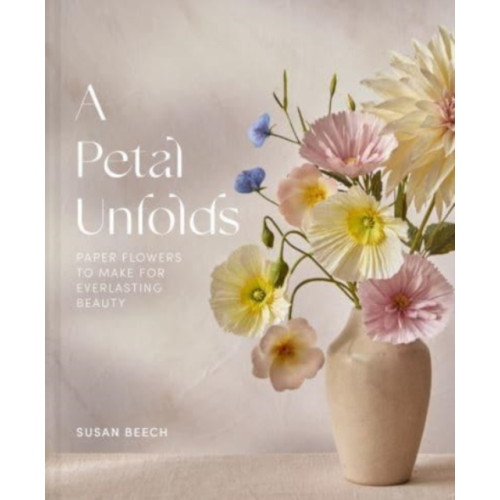 A Petal Unfolds , HarperCollins Publishers (inbunden, english)