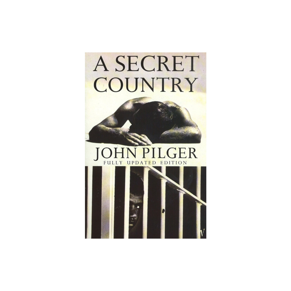 Produktbild för A Secret Country (häftad, eng)