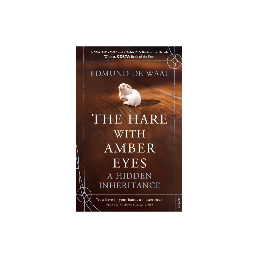 Produktbild för The Hare With Amber Eyes (häftad, eng)