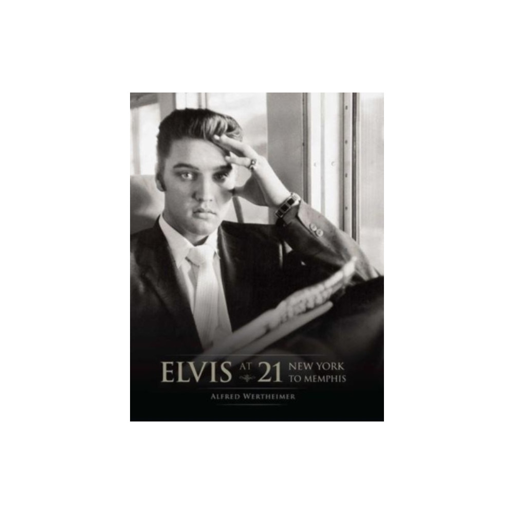 Produktbild för Elvis at 21 (inbunden, eng)