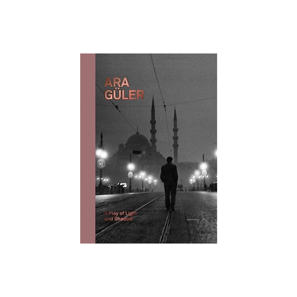 Produktbild för Ara Guler: A Play of Light and Shadow (inbunden, eng)