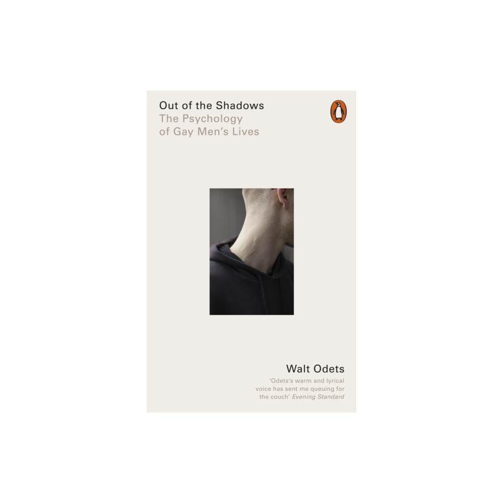 Produktbild för Out of the Shadows (häftad, eng)