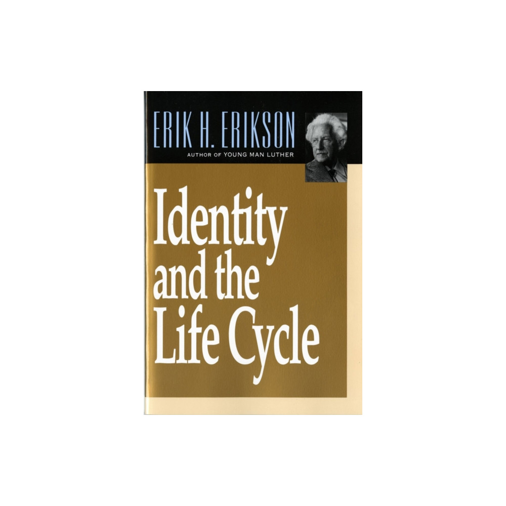Produktbild för Identity and the Life Cycle (häftad, eng)