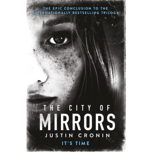 Orion Publishing Co The City of Mirrors (häftad, eng)