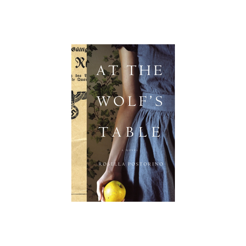 Produktbild för At the Wolf's Table (häftad, eng)