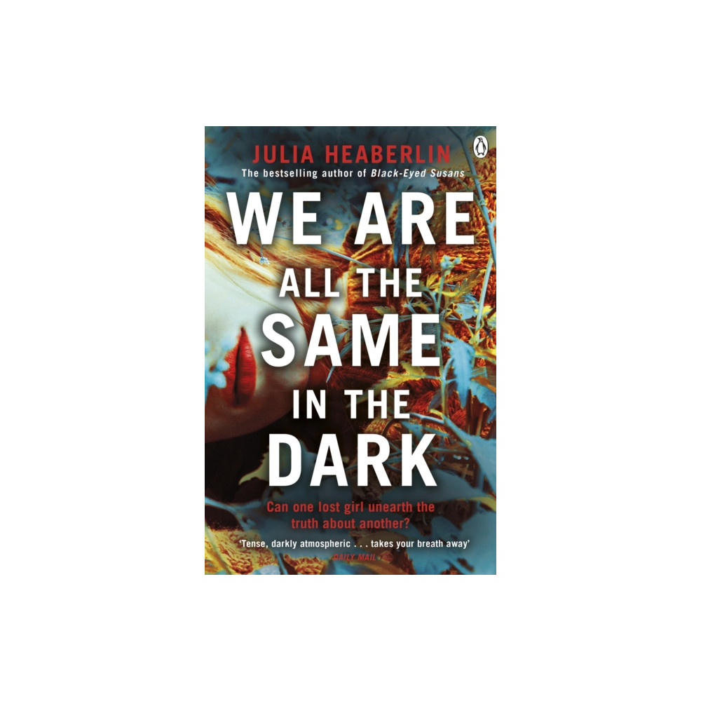Produktbild för We Are All the Same in the Dark (häftad, eng)