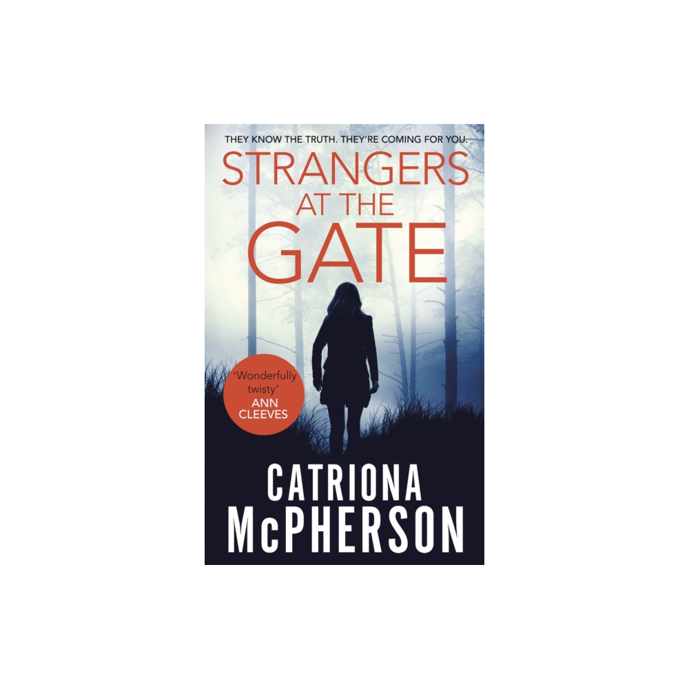 Produktbild för Strangers at the Gate (häftad, eng)