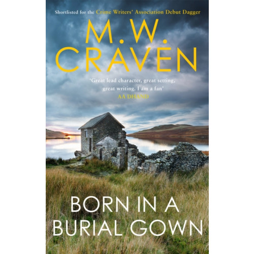 Little, Brown Book Group Born in a Burial Gown (häftad, eng)