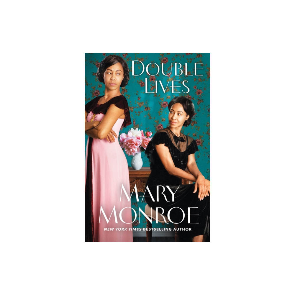 Produktbild för Double Lives (inbunden, eng)