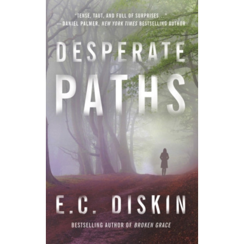 Amazon Publishing Desperate Paths (häftad, eng)
